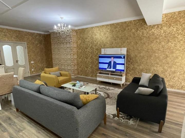 Azur Luxury Vip Appartement Bakoe Buitenkant foto